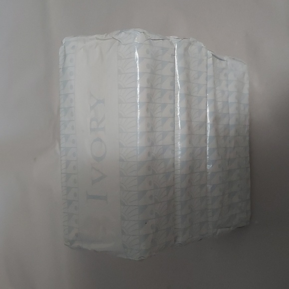 Ivory Bar Of Soap - Picture 3 of 3